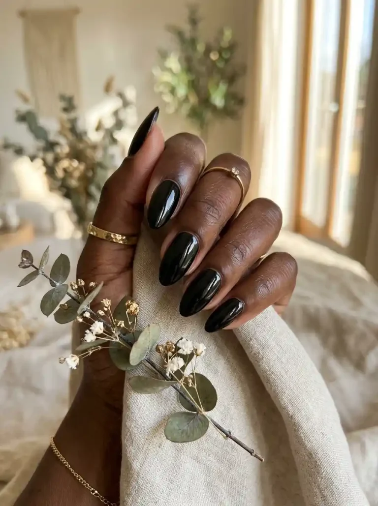 24-Summer Nail Color Ideas for Dark Skin