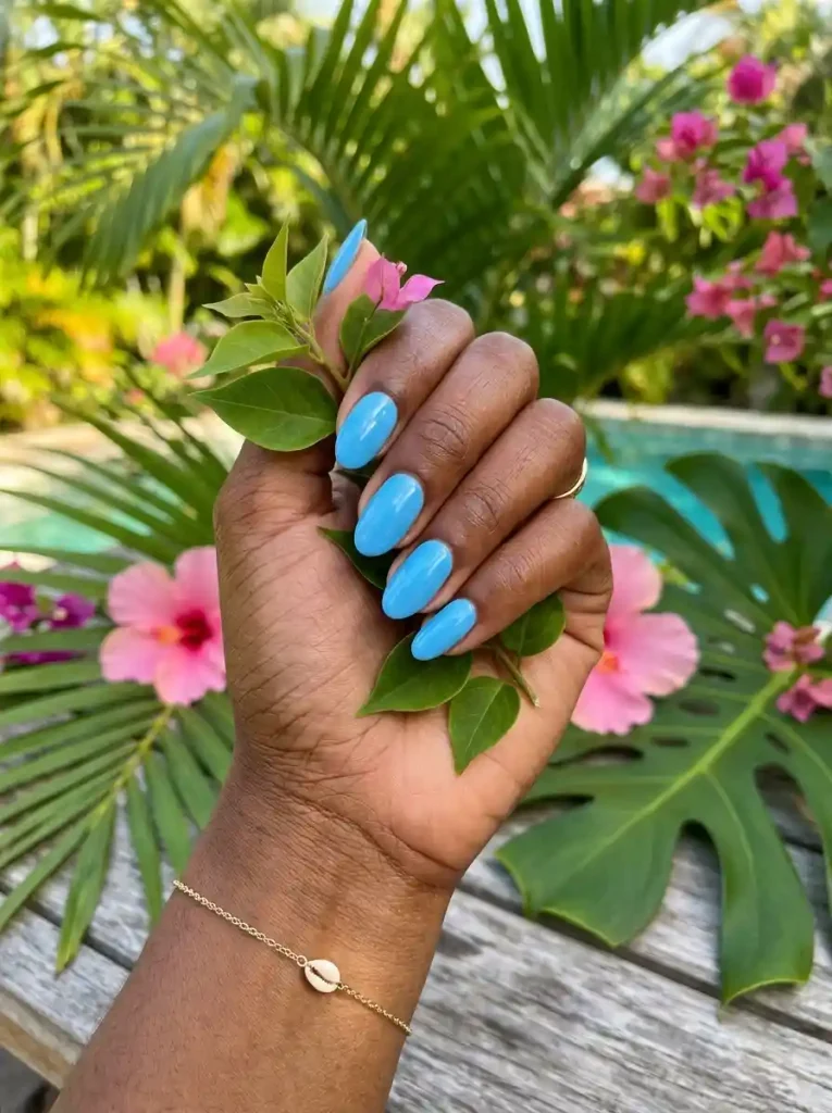 9-Summer Nail Color Idea for Dark Skin