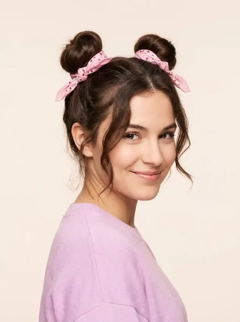 16- Bandana Space Buns