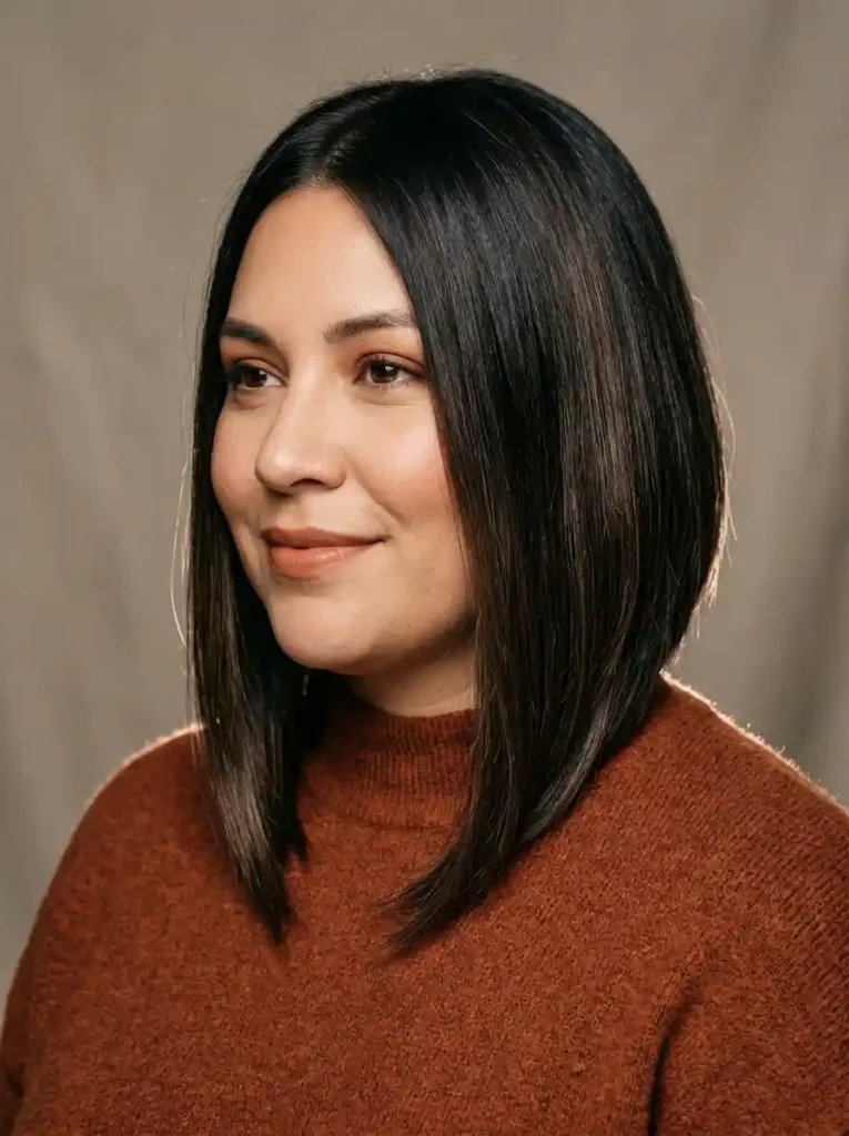 21. Sleek Graduated Cut